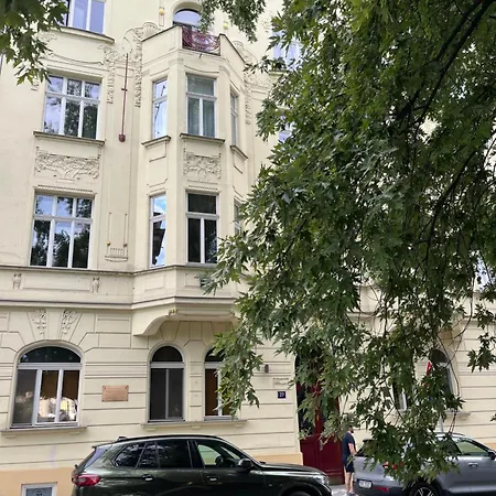 Retro In Apartman