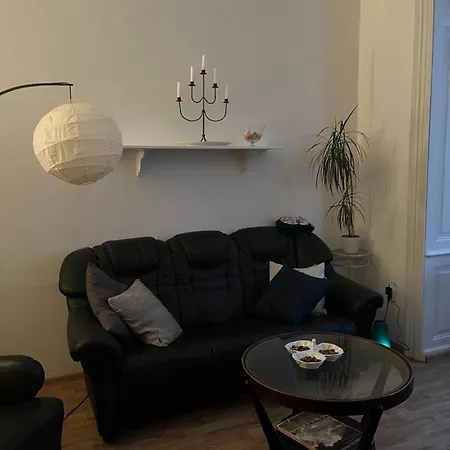 Retro In Apartman *